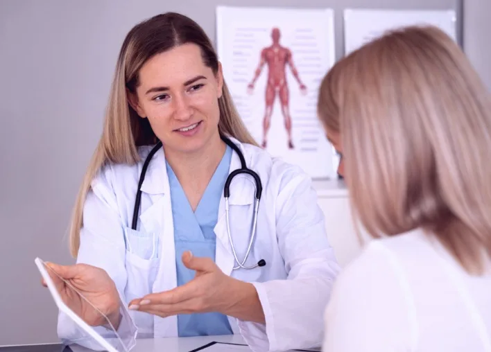 JULIA CECONELLO COELHO SERVICOS MEDICOS LTDA — saúde & bem-estar